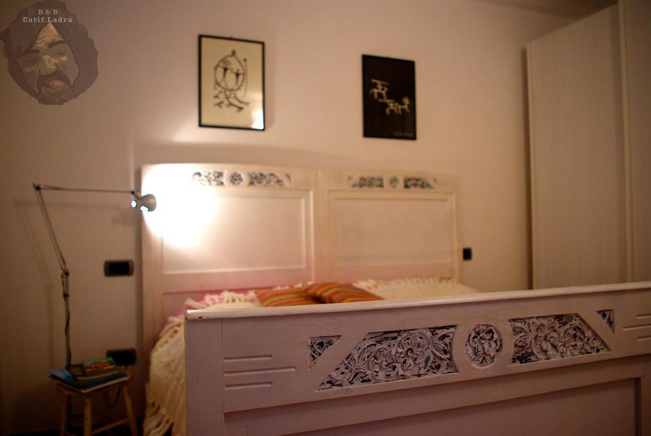 Bed and Breakfast Catif Ladru Cerveno Екстер'єр фото